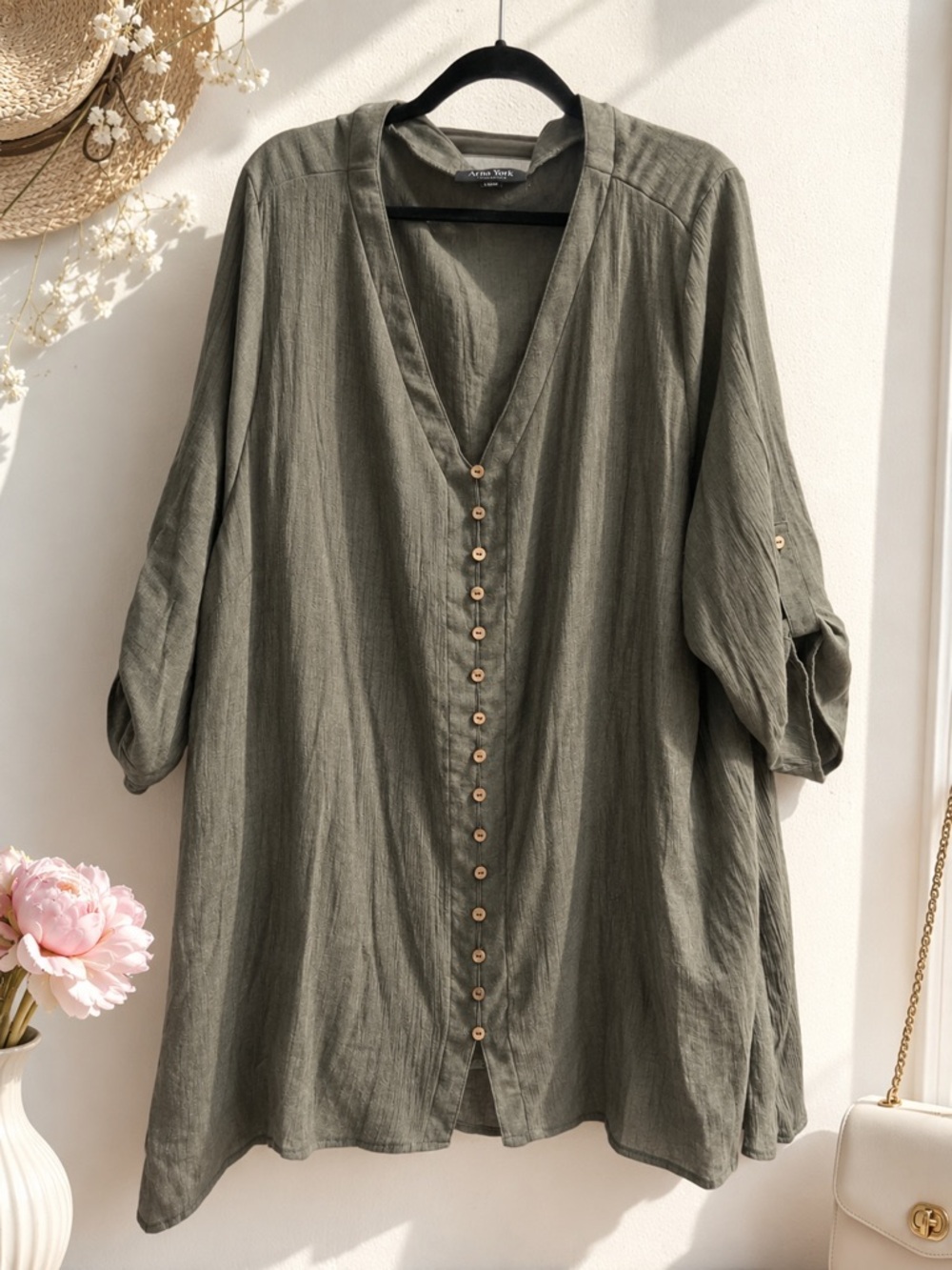 Arna York Collection Olive Green Tunic Blouse Plus Size 30/32 Roll Tab Sleeves
